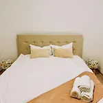 Lovely Apartment In A Quiet Area - Spitalul Judetean L5
